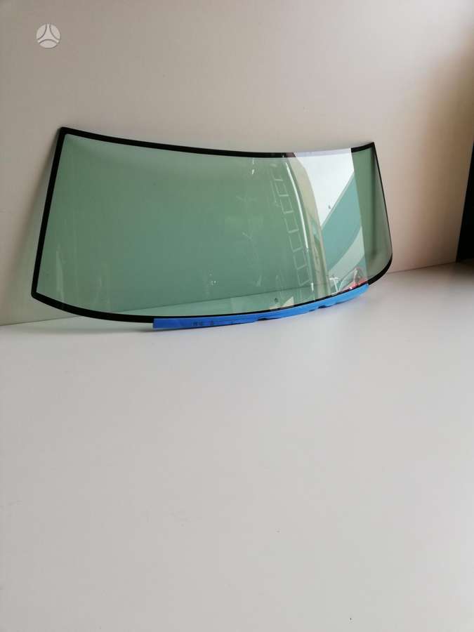 Chevrolet Impala windows