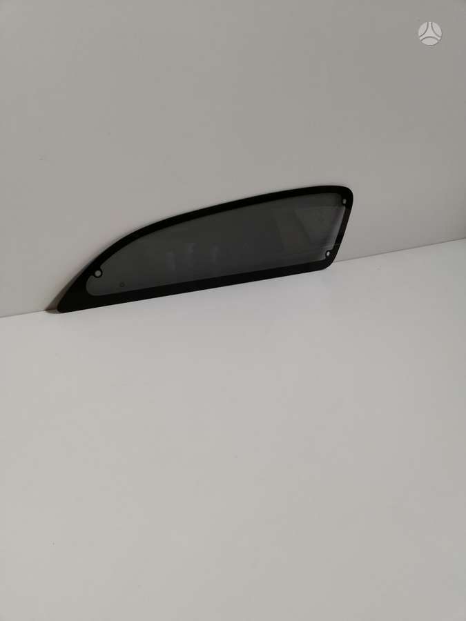 Toyota Hilux stiklai