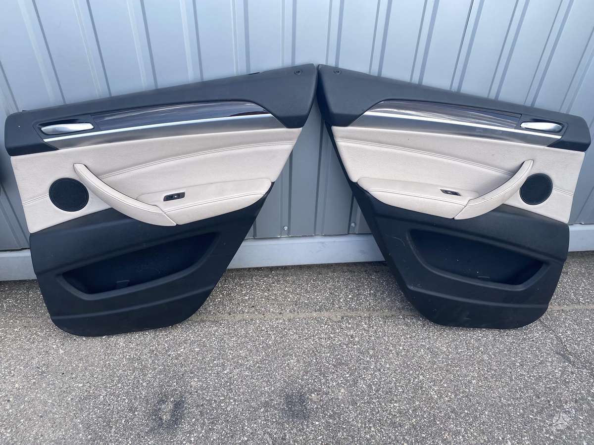 BMW X6 обивка дверей, сиденья