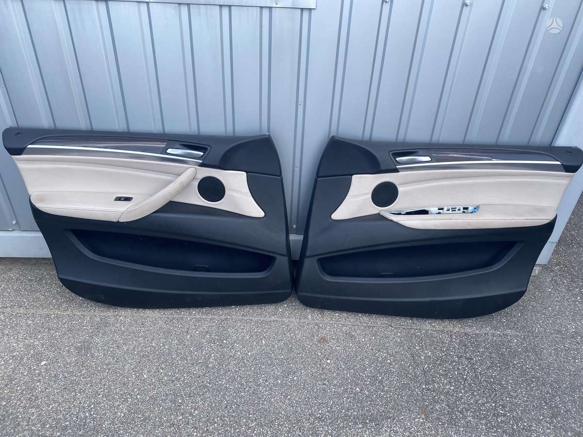 BMW X6 durų apmušalai, sėdynės