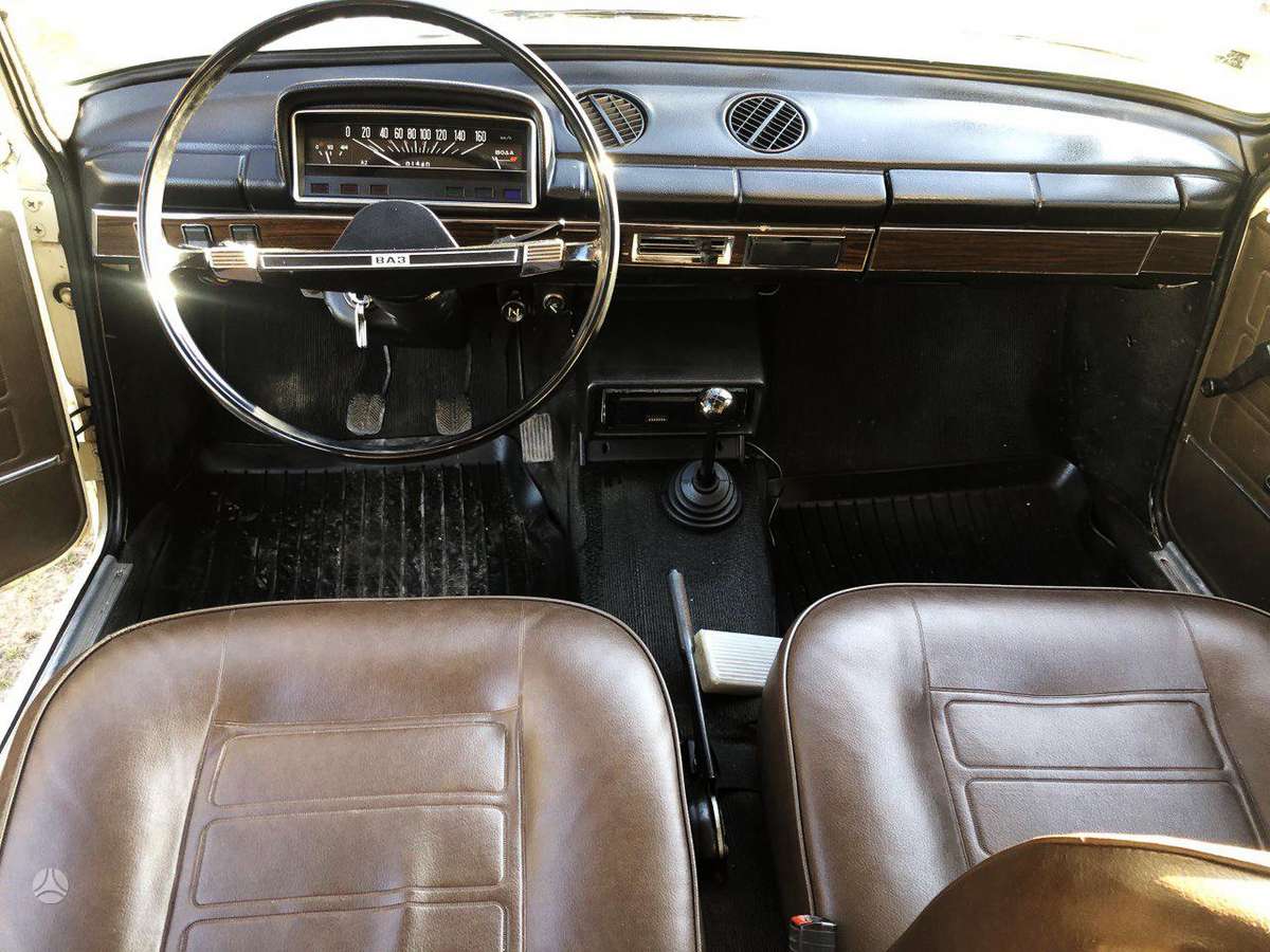 Lada 21013, 1.2 l., Седан
