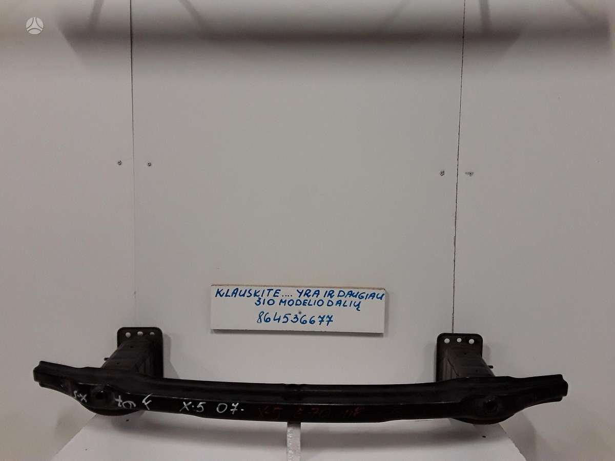 BMW X5 dalimis