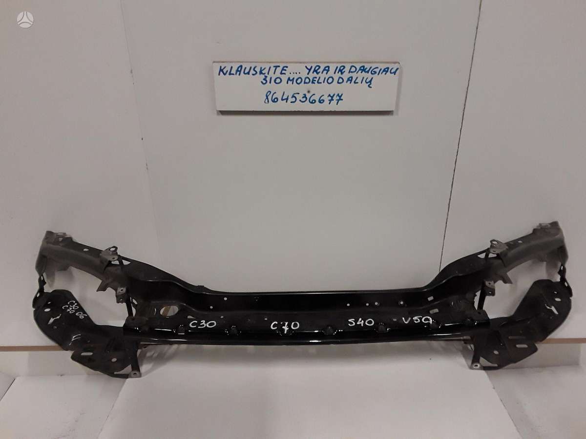 Volvo V50 for parts