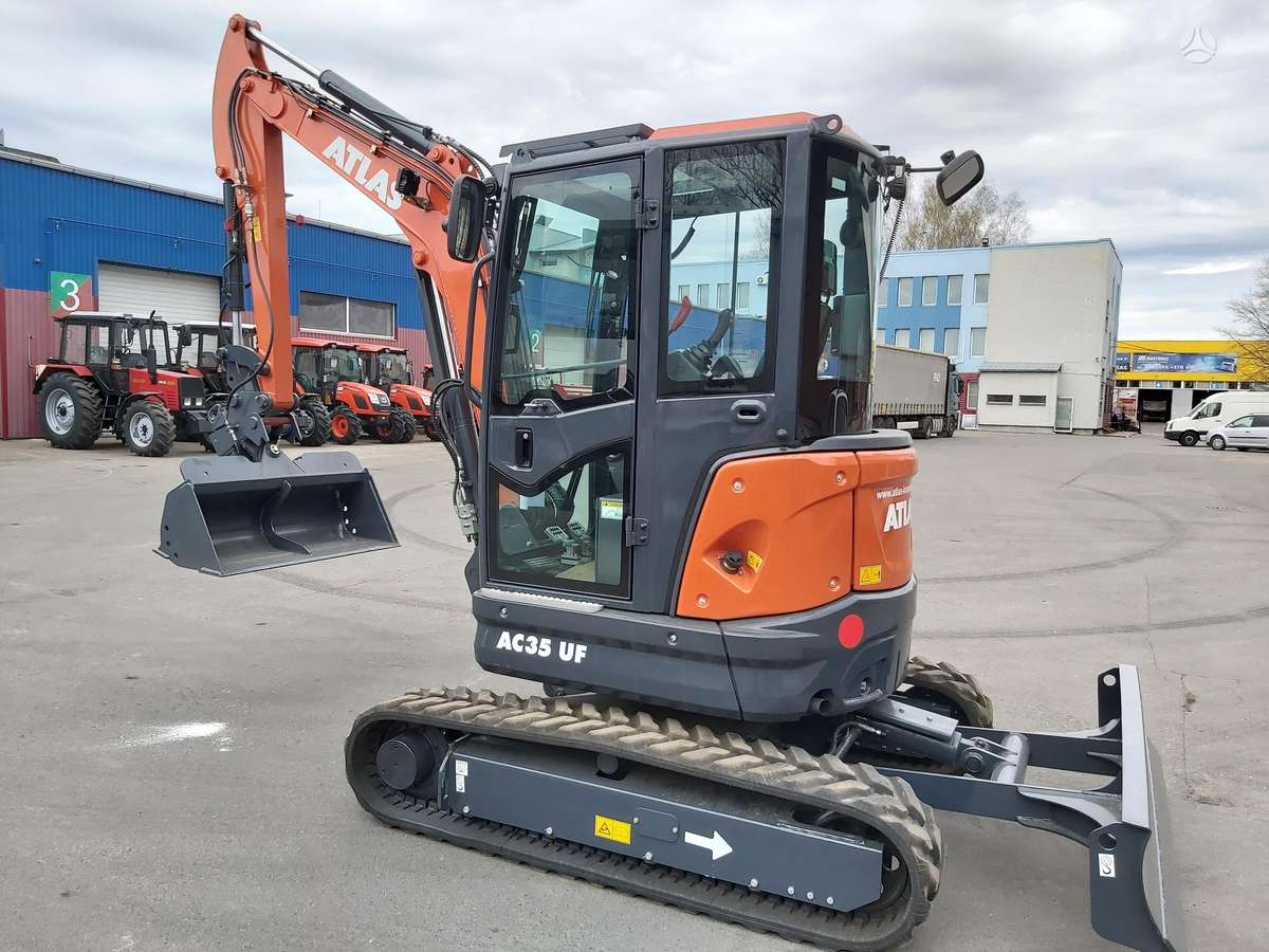 Atlas AC35UF, мини-экскаваторы