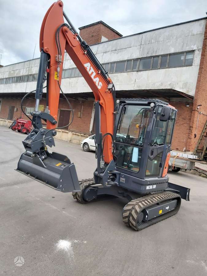 Atlas AC35UF, mini excavator