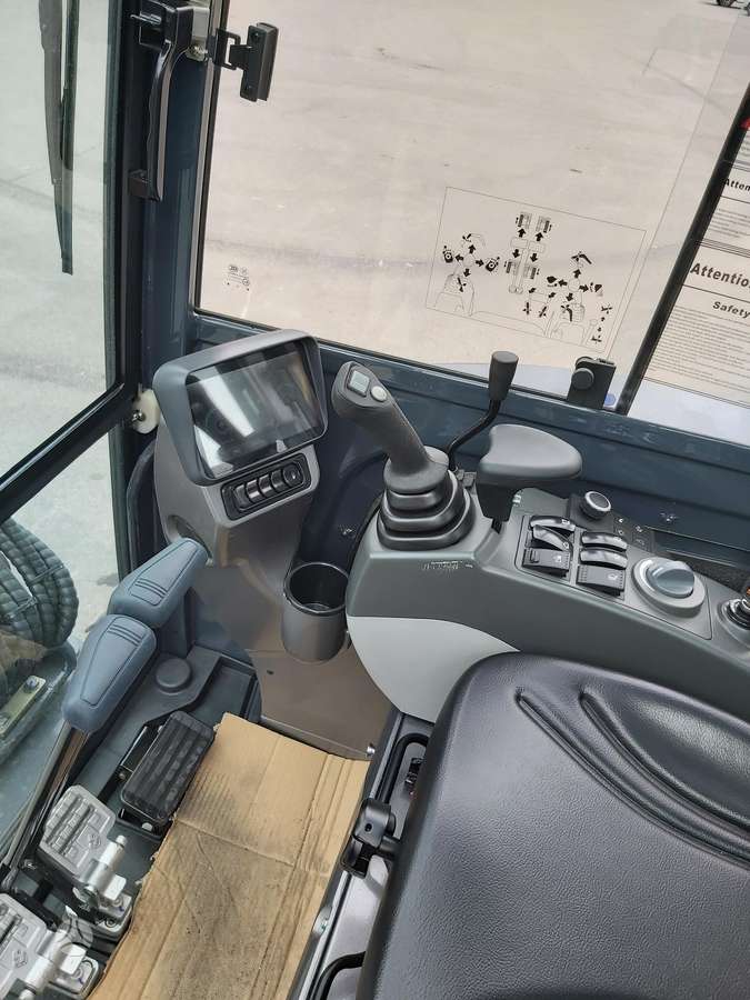 Atlas AC35UF, mini excavator
