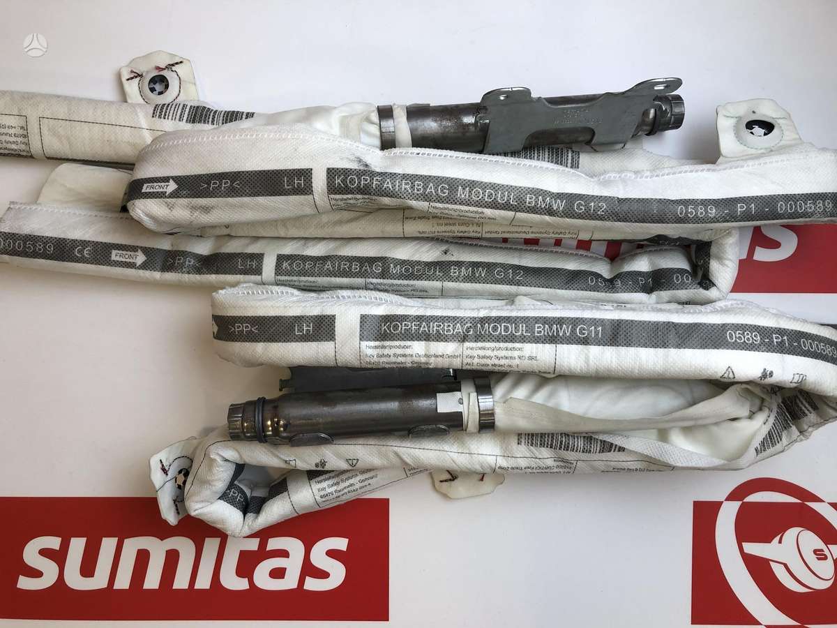 BMW 7 serija salono detalės