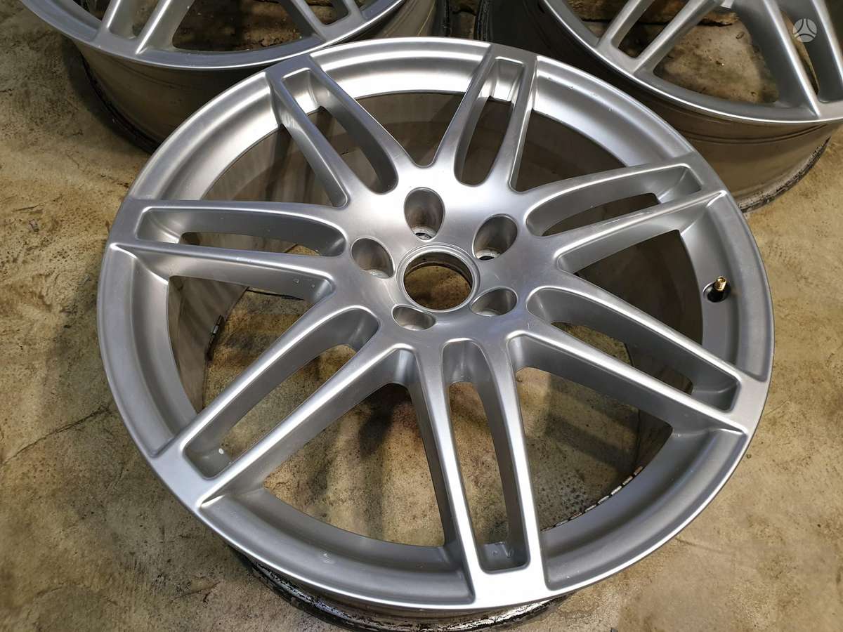 Audi 4G0601025BR, light alloy, R19