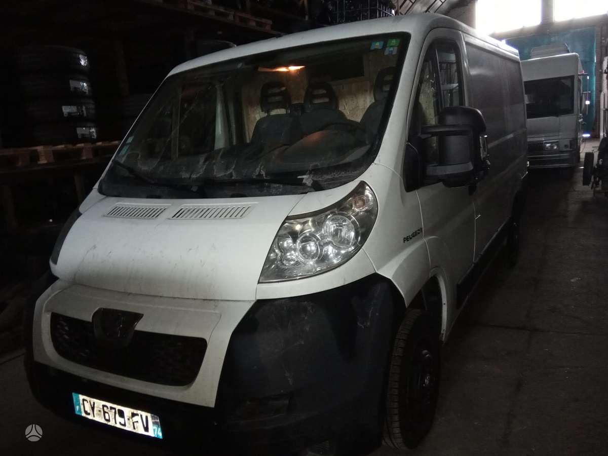 Peugeot Boxer 2.2 3.0 HDI, cargo vans