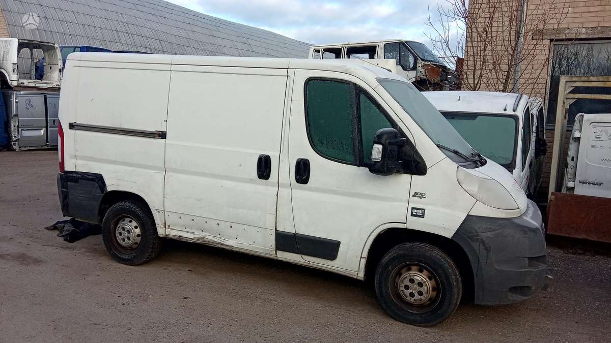 Peugeot Boxer 2.2 3.0 HDI, cargo vans