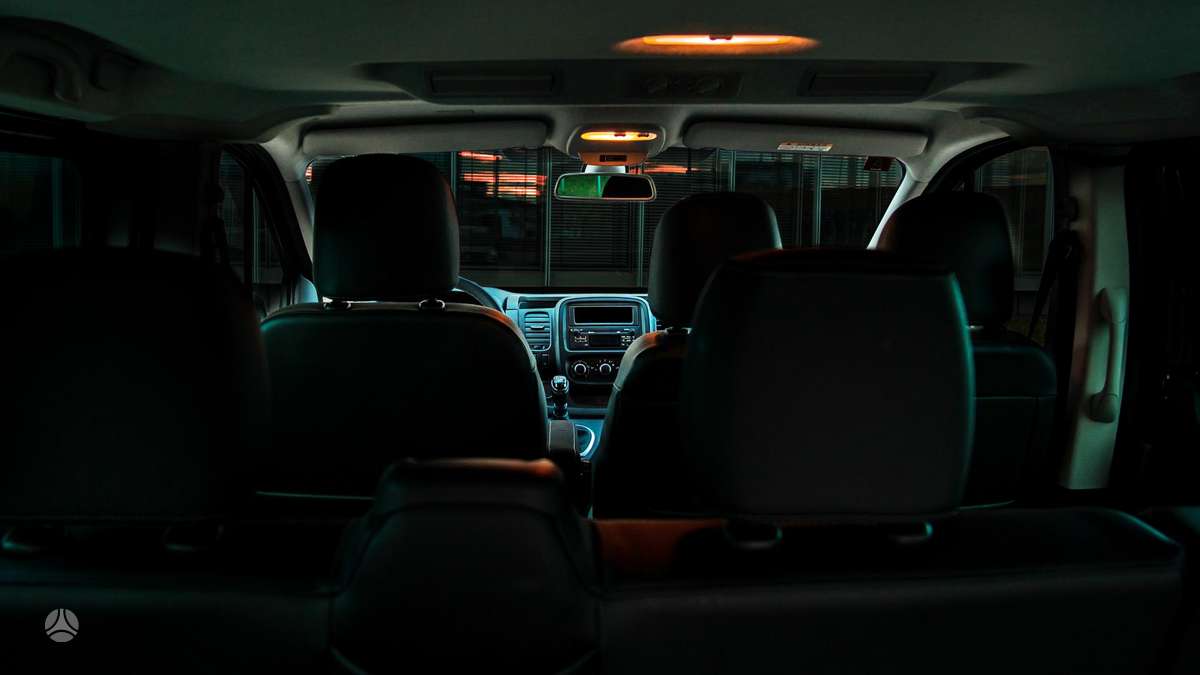 Renault Trafic, passenger minibus