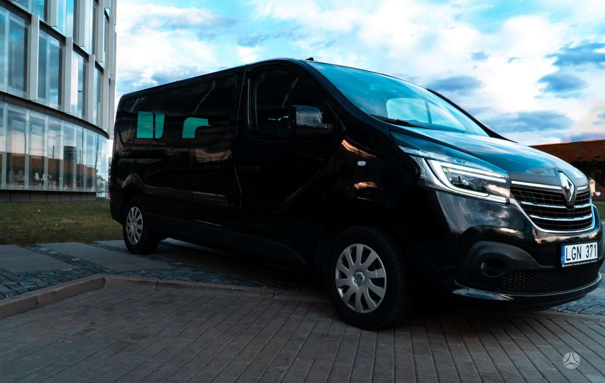 Renault Trafic, passenger minibus