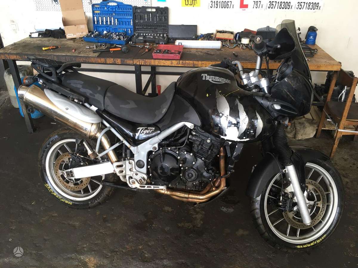 Triumph Tiger, enduro / adventure