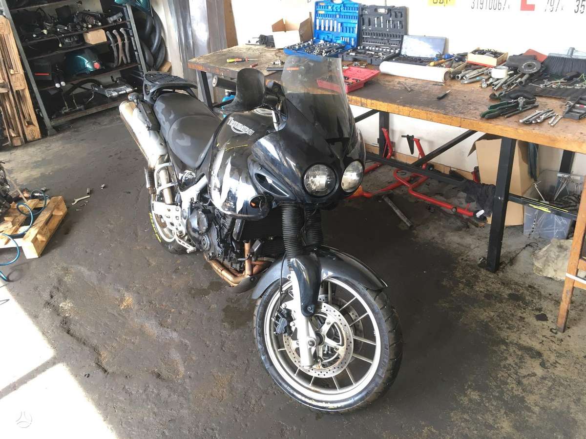 Triumph Tiger, enduro / adventure