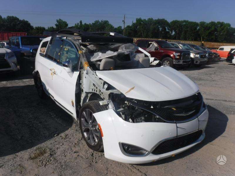 Chrysler Pacifica for parts. Limited