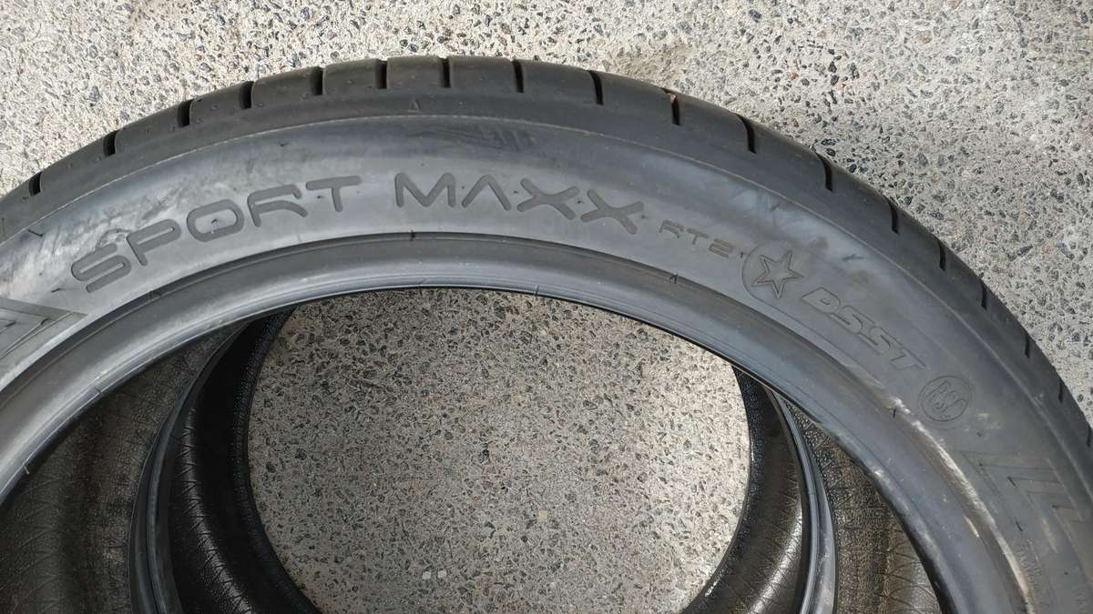 Dunlop, летние 225/45 R19