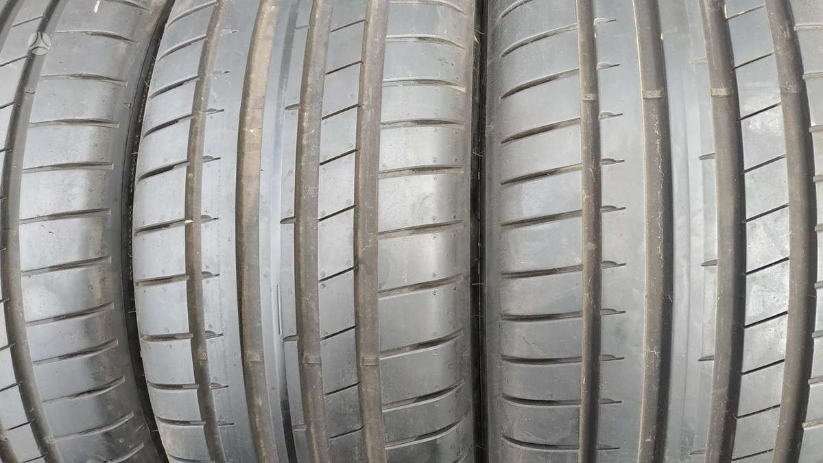 Dunlop, летние 225/45 R19