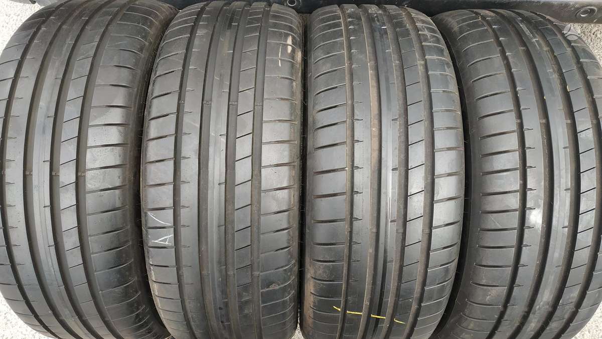 Dunlop, vasarinės 225/45 R19