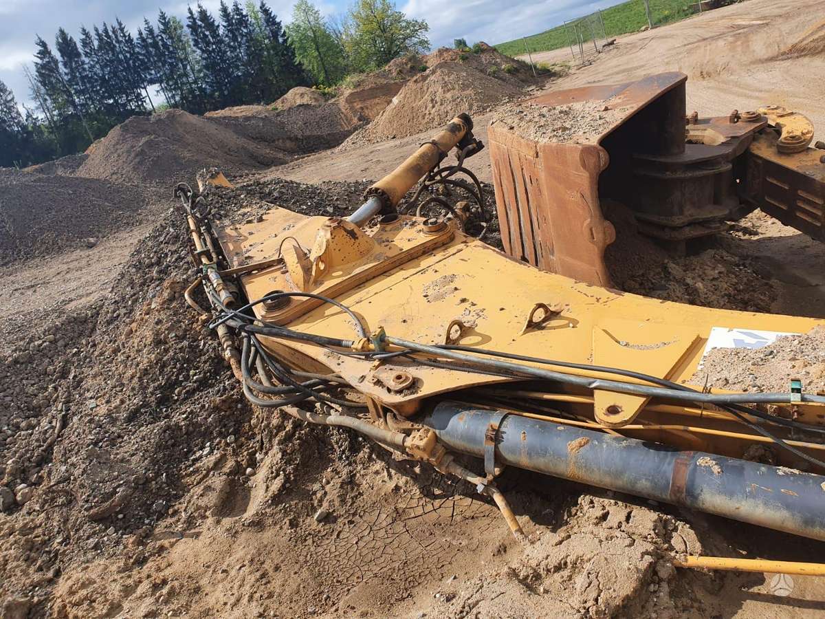 Liebherr 942, statybos ir kelių tiesimo technika