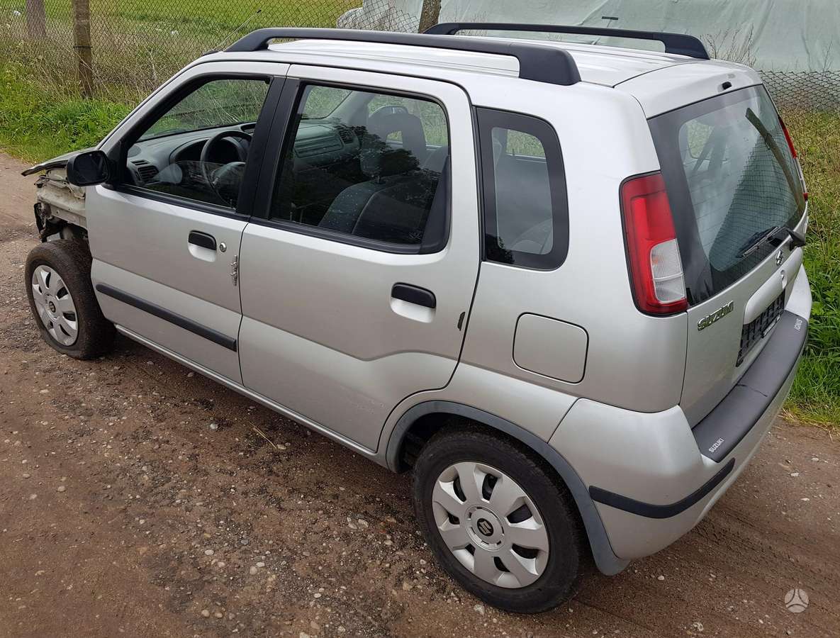 Suzuki Ignis по частям