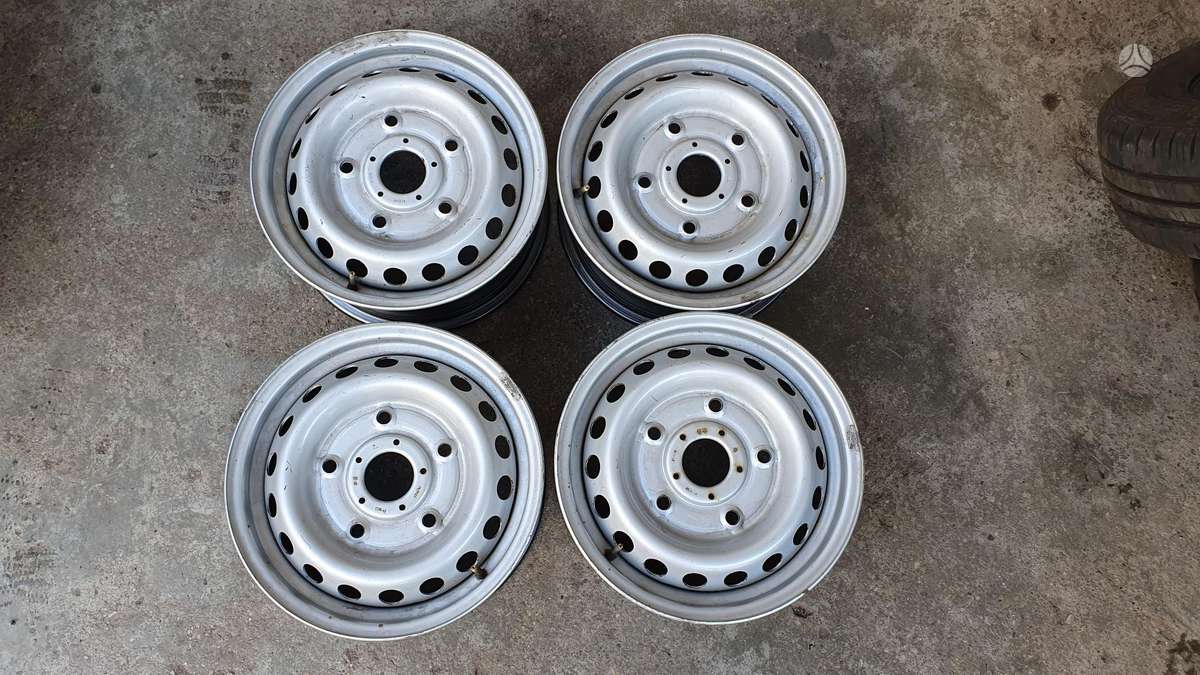 Ford Transit, plieniniai štampuoti, R15