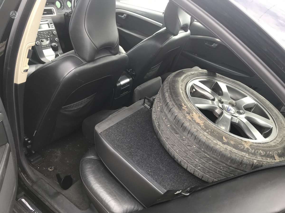 Volvo S80 dalimis