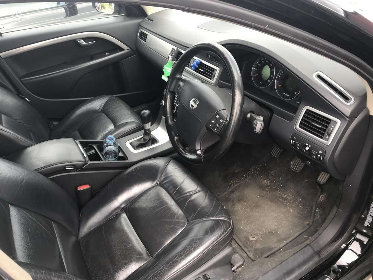 Volvo S80 dalimis