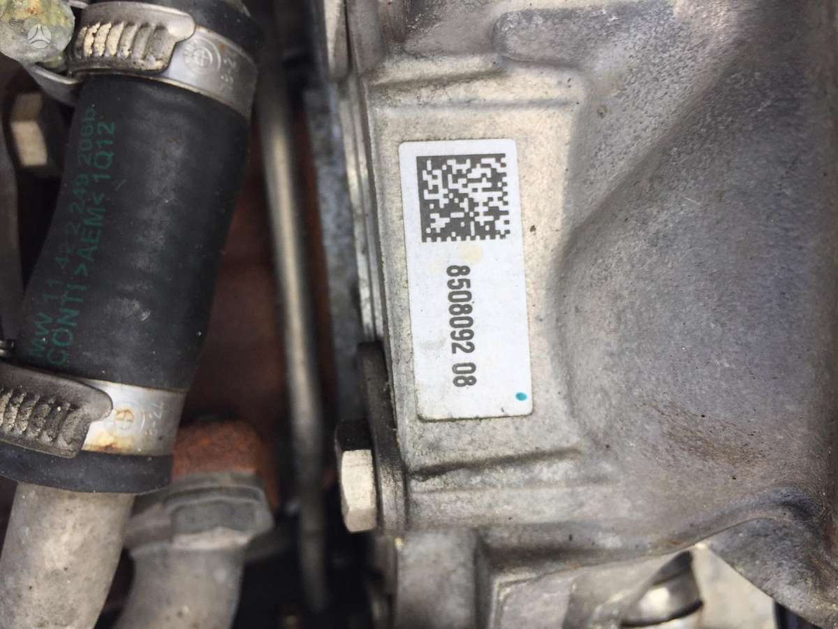 BMW 740, N57D30B, engine parts
