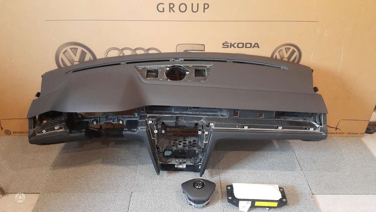Volkswagen Passat body parts