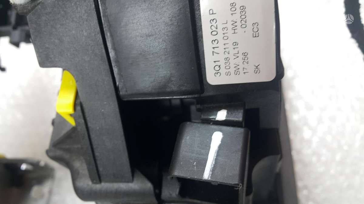Volkswagen Passat body parts