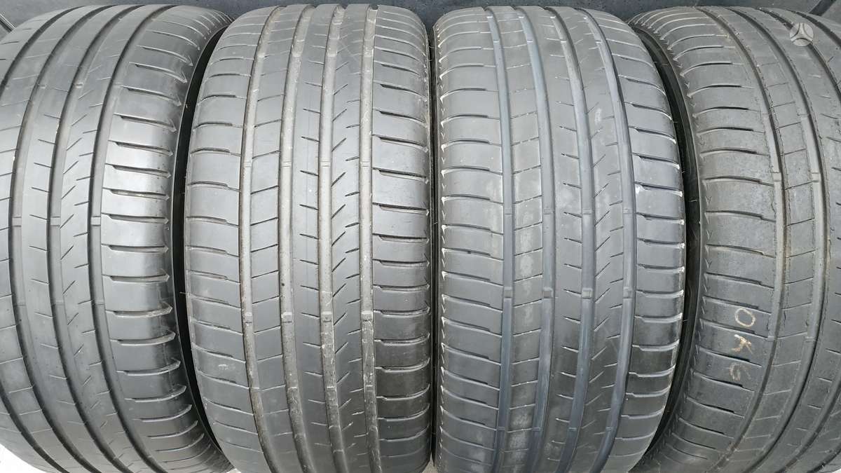 Bridgestone, vasaras 285/40 R21