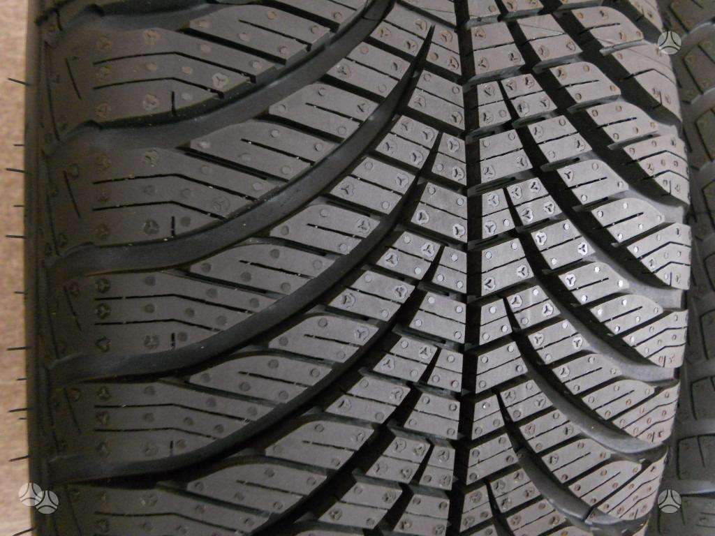 Goodyear Vector4S GEN-2 8mm, всесезонные 195/65 R15