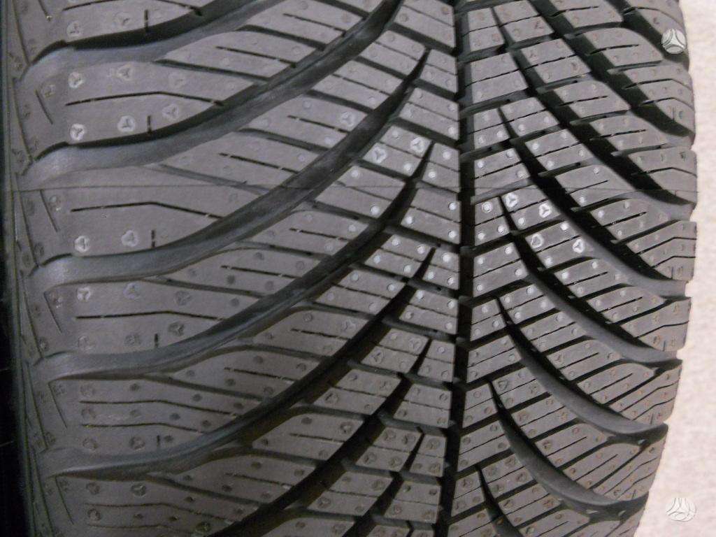 Goodyear Vector4S GEN-2 8mm, всесезонные 195/65 R15