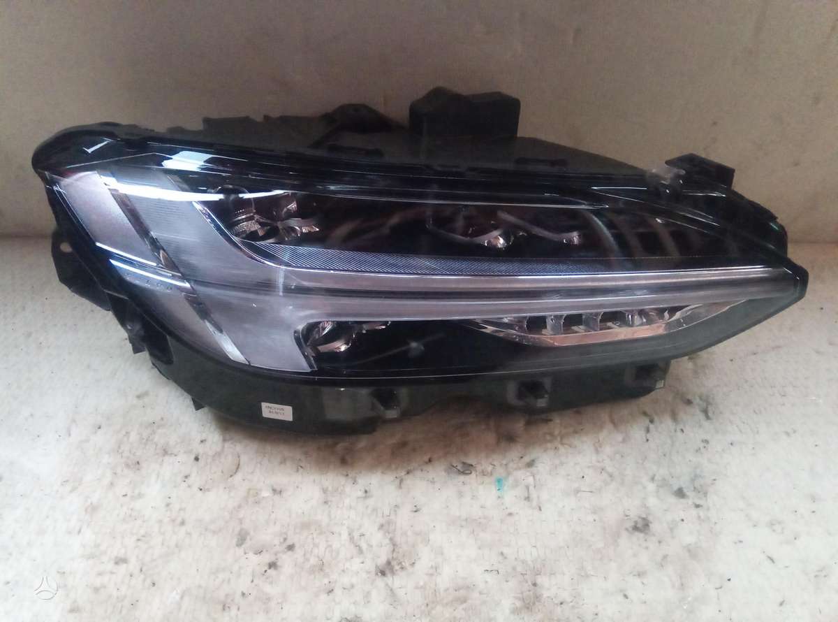 Volvo S90 детали кузова