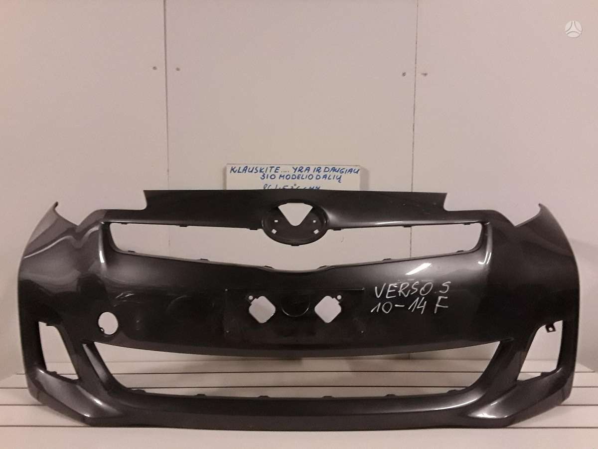 Toyota Verso-S dalimis