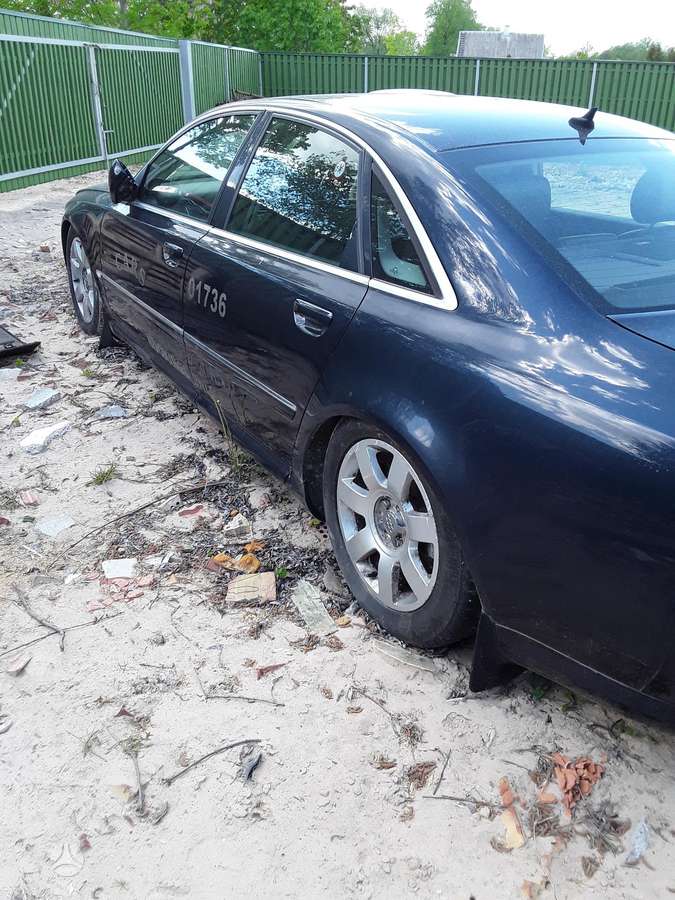 Audi A8
