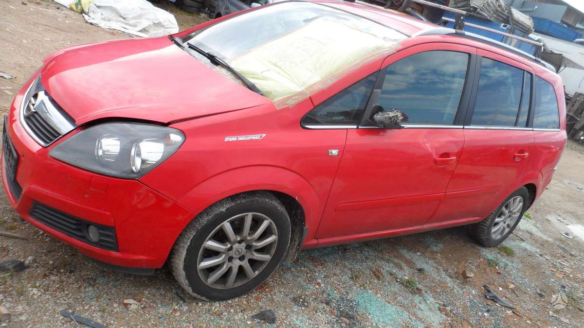 Opel Zafira for parts