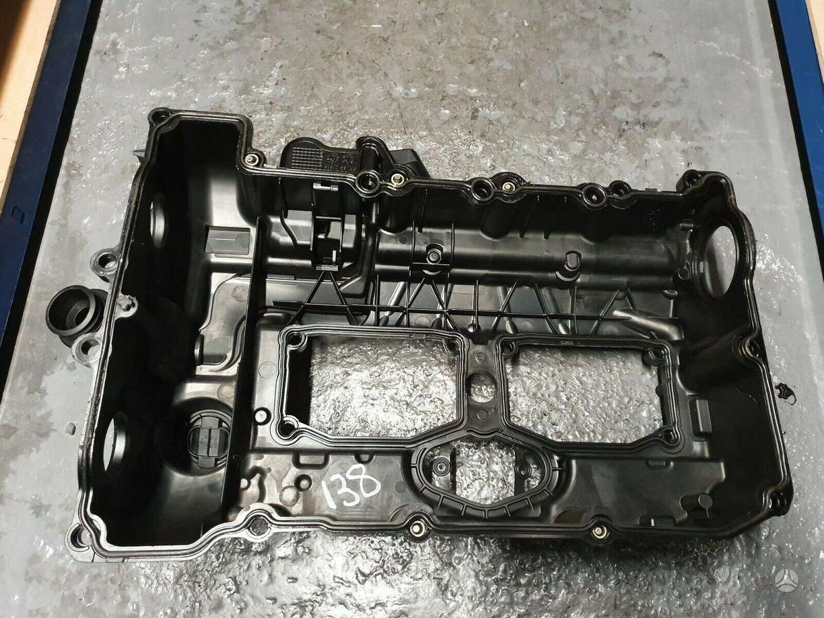 BMW 528 crankshaft, pistons, engine block