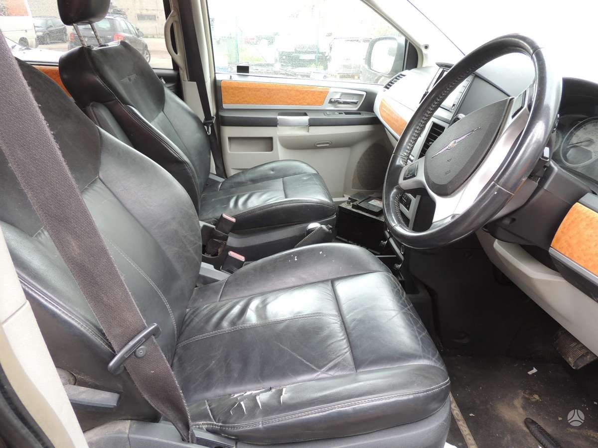 Chrysler Grand Voyager Google maps autokapseta basic waze autokapseta basic