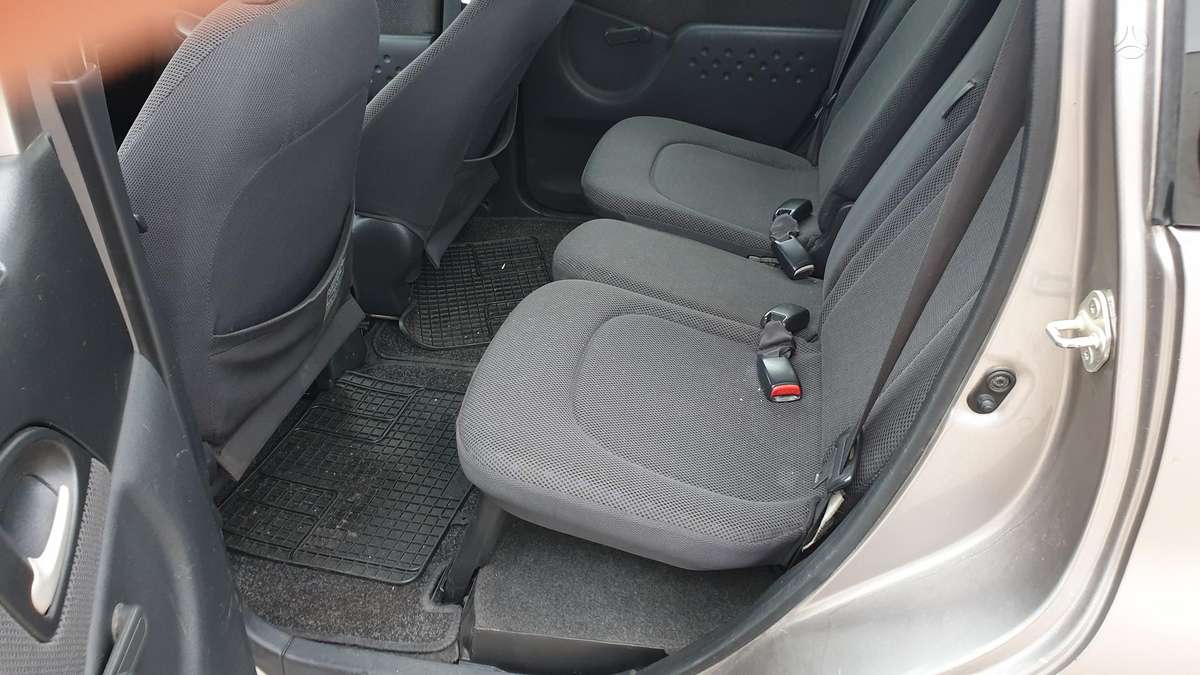 Toyota Yaris Verso