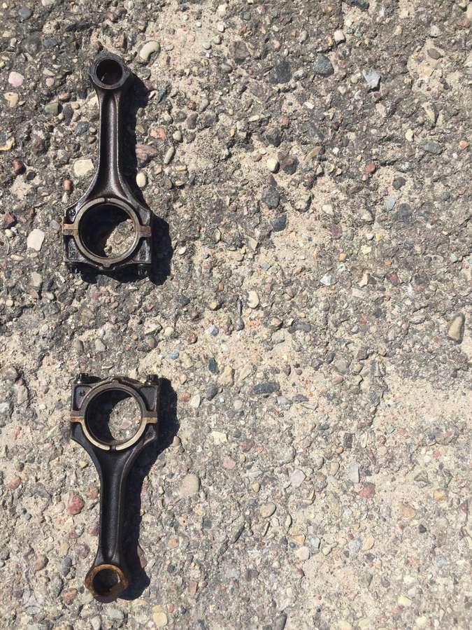 BMW X5, M54B30, pistons, engine block, cylinder head