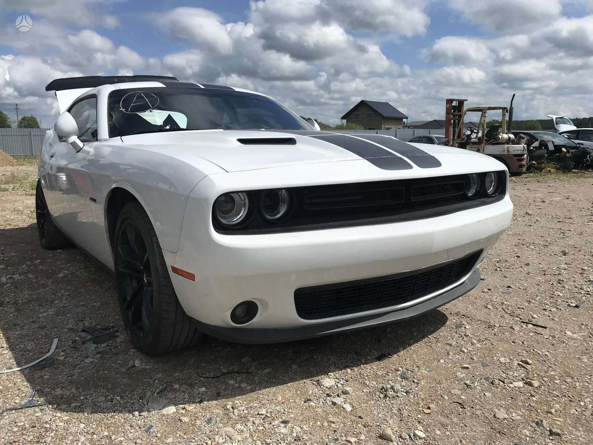 Dodge Challenger rezerves daļās. Ok