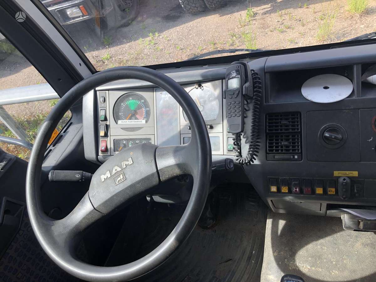 MAN 26.322, с краном