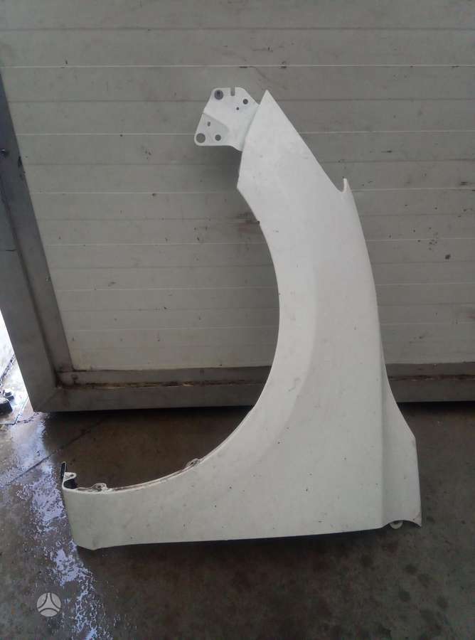 Mazda 2 детали кузова