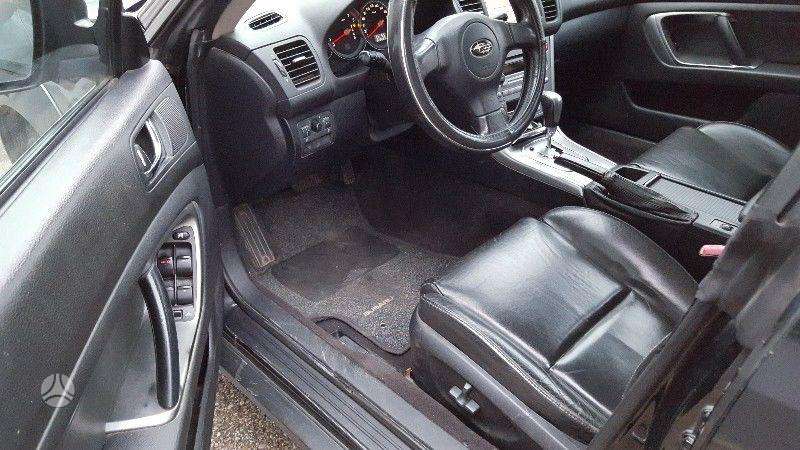 Subaru Outback dalimis. Yra kitu spalvu mus rasite https maps app goo gl ct