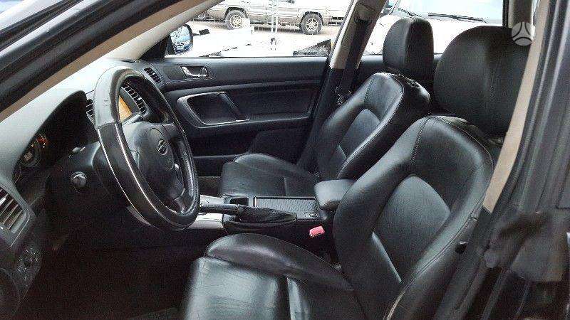 Subaru Outback dalimis. Yra kitu spalvu mus rasite https maps app goo gl ct