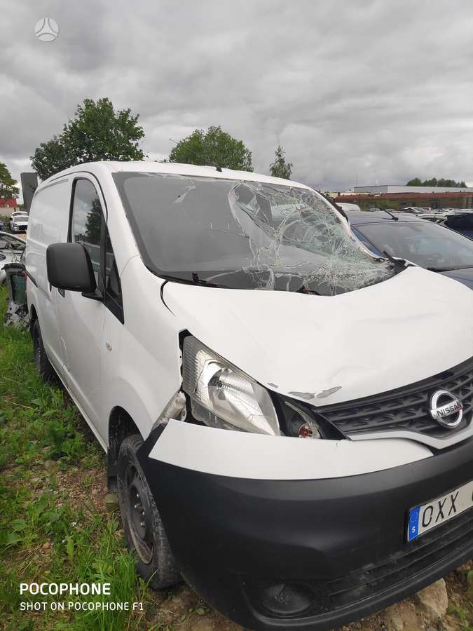 Nissan NV200