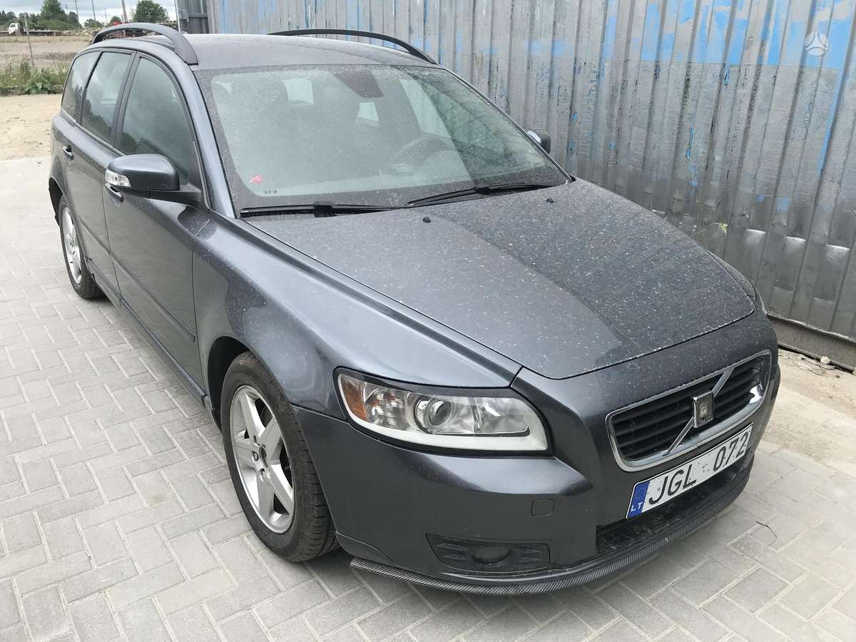 Volvo V50 dalimis
