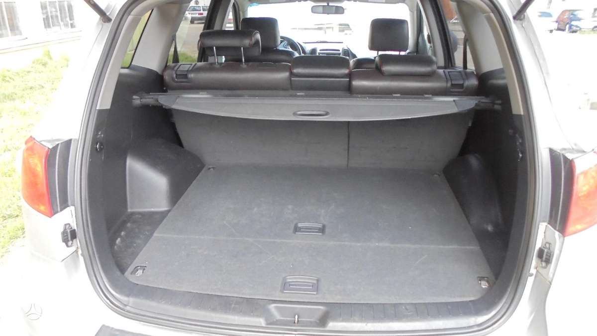 Hyundai Santa Fe for parts