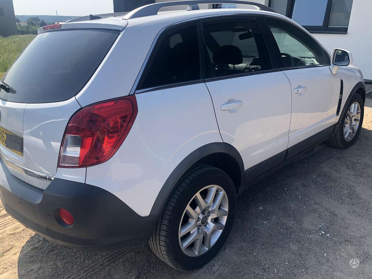Opel Antara kėbulo dalys